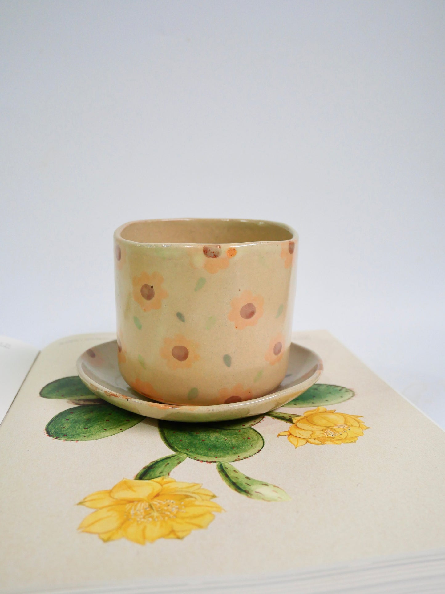 sunflower tea cup