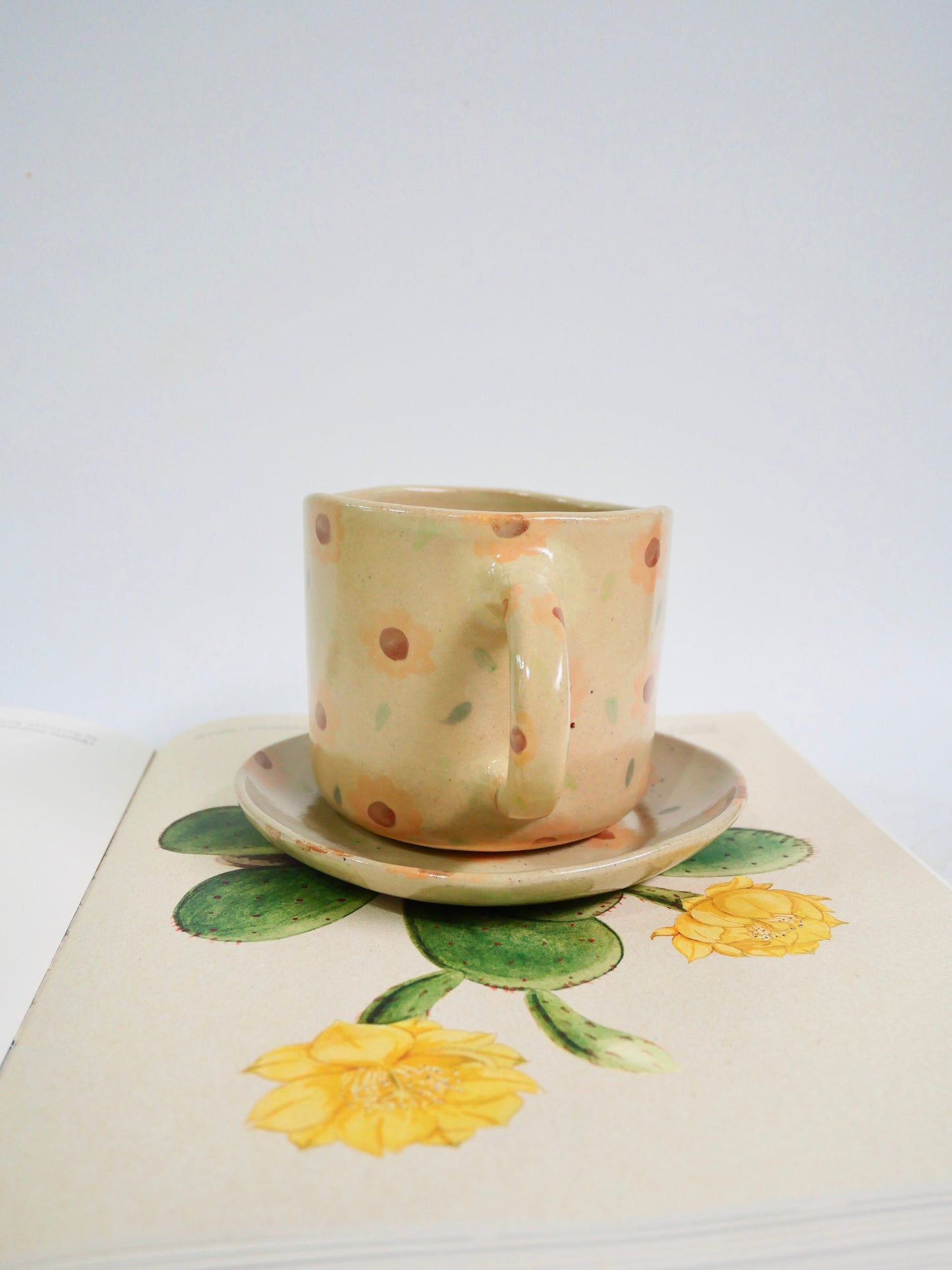 sunflower tea cup