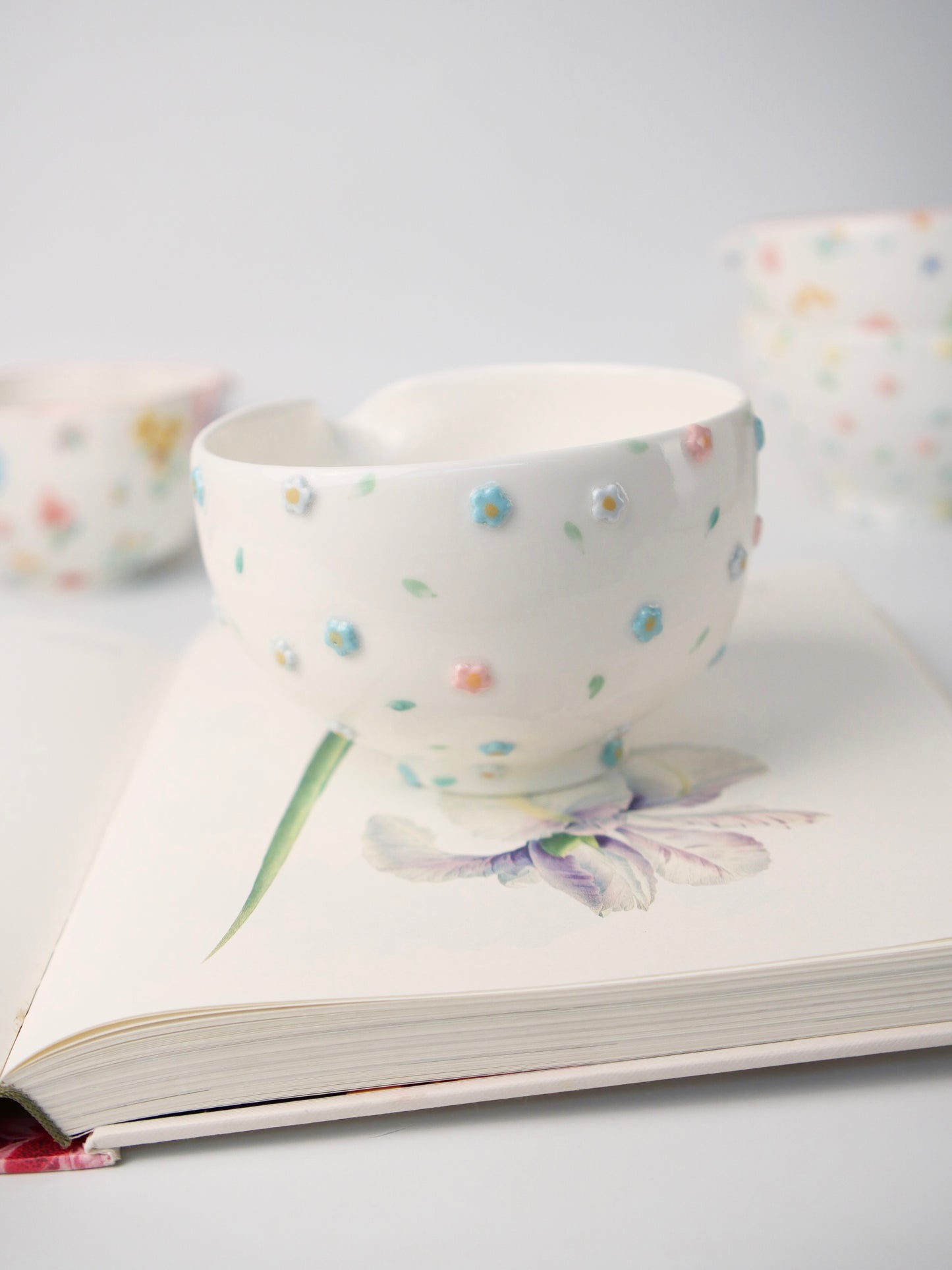 under the blue light matcha bowl