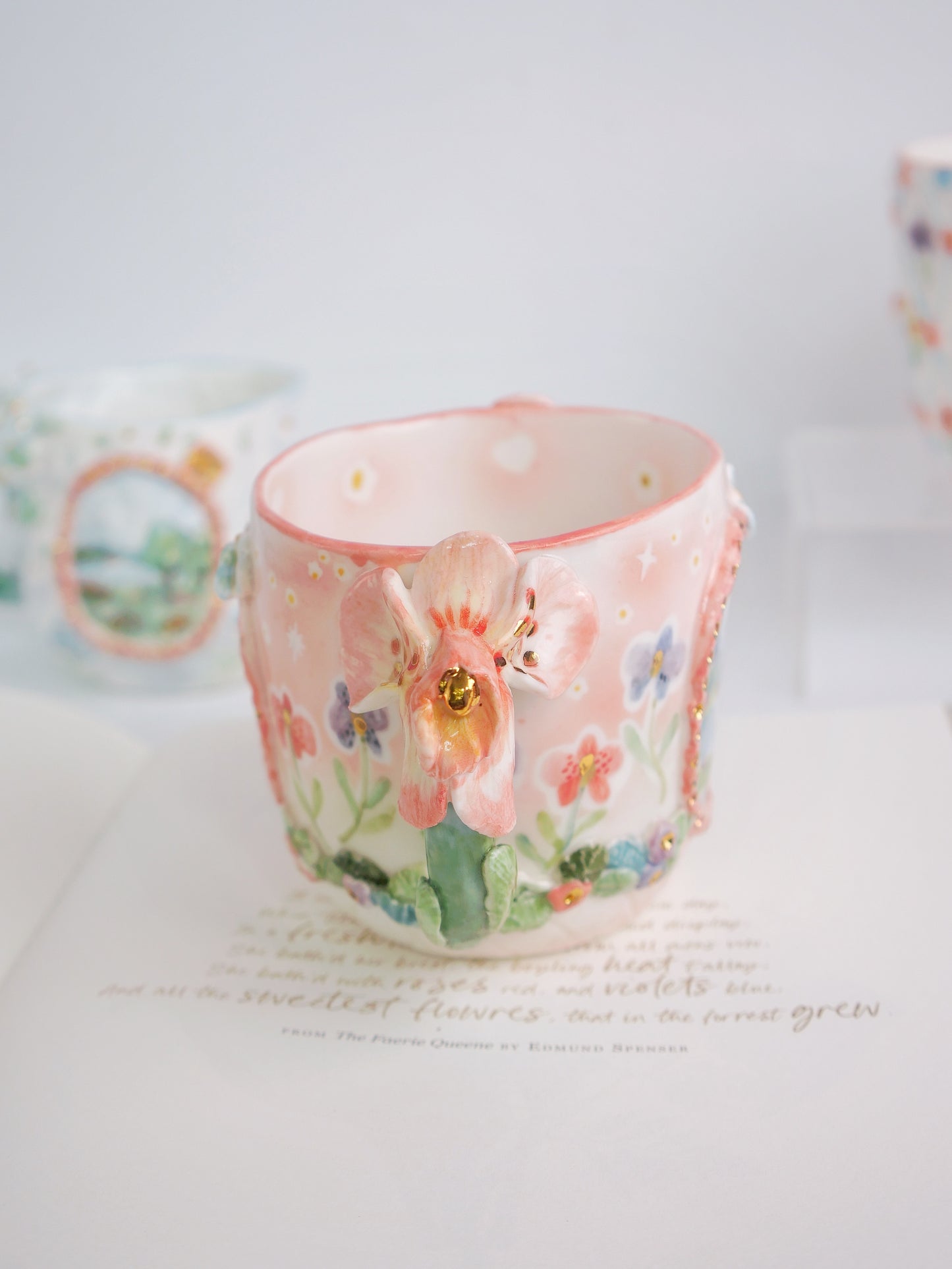 Pansy bloom mug