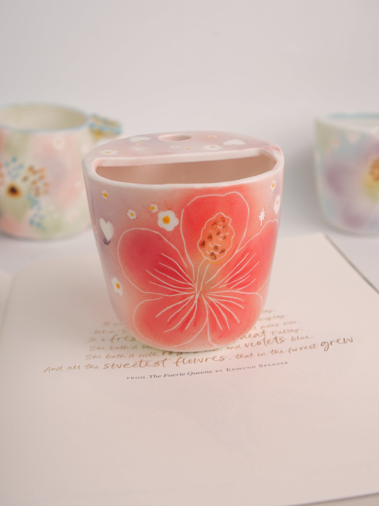 Red hibiscus sip cup