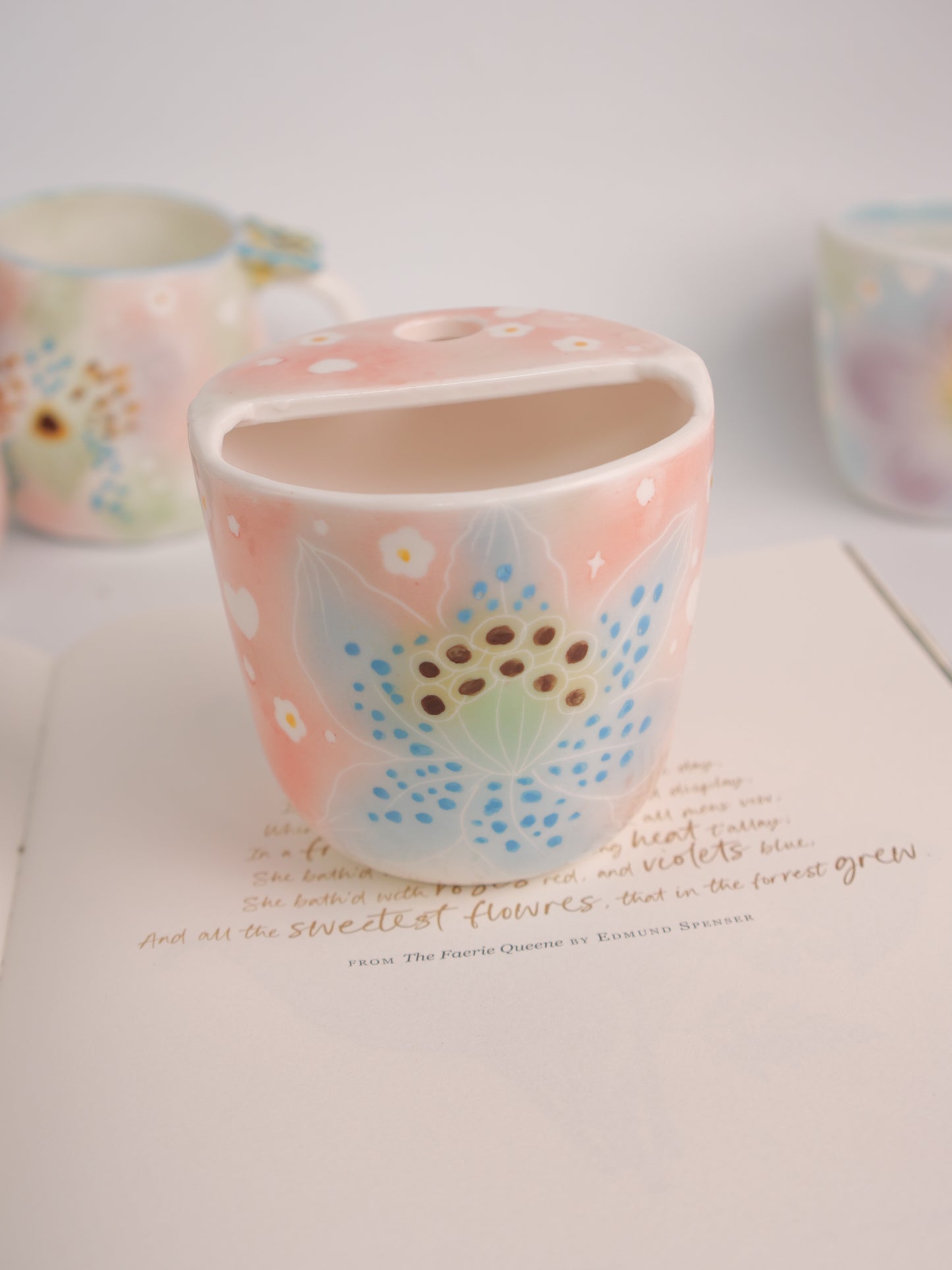 Blue lily sip cup