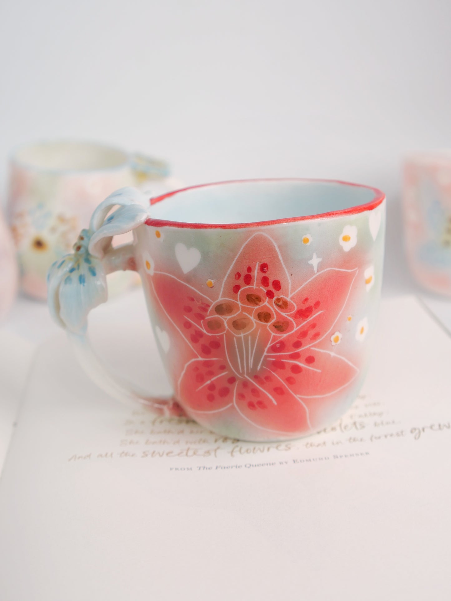 Red lily mug